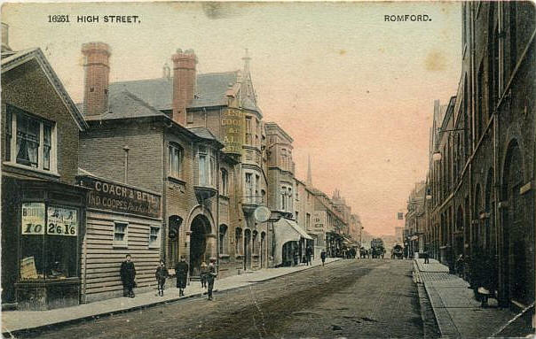 The same Coach & Bell, High Street, Romford - in colour