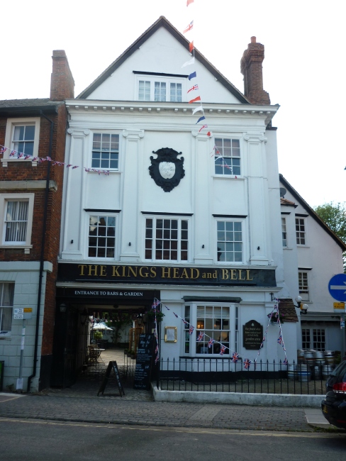 Kings Head & Bell, 10 East St Helen Street, Abingdon, Oxon OX14 5EA - in 2012