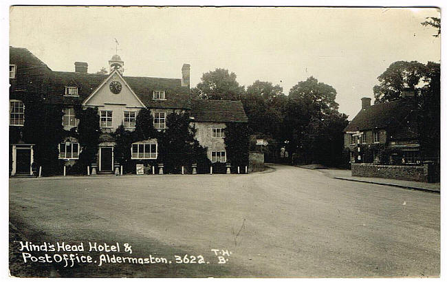 Hinds Head Hotel & Post Office, Aldermaston - in 1939