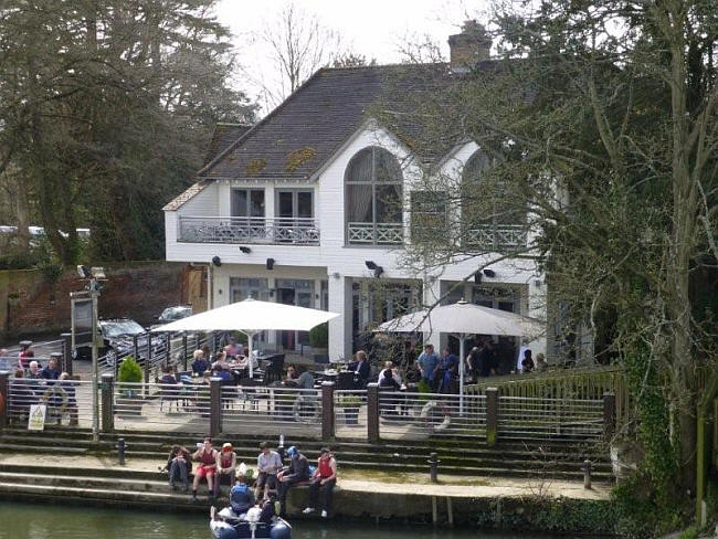 Ferry House Hotel, Cookham - in April 2013