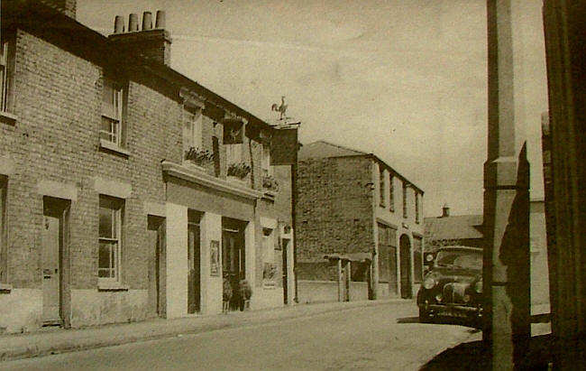 Portland Arms, 16 West Street, Maidenhead - in 1964