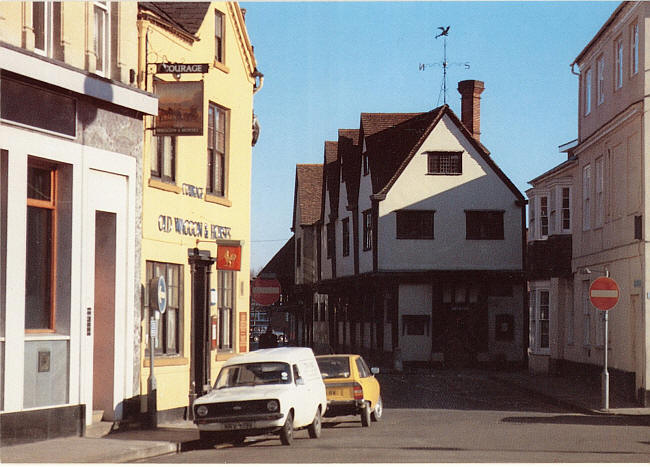 Old Waggon & Horses, Market Place, Newbury - in the 1980s