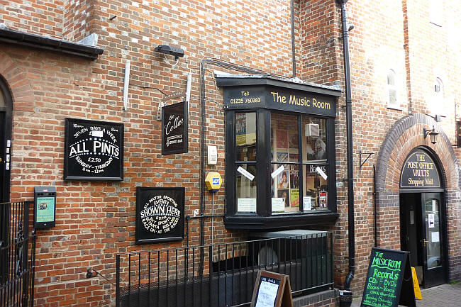 Old Post Office Vaults, Market Place, Wantage OX12 8AT - in 2012