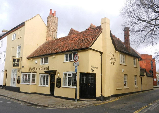 Queens Head, Temple Square, Aylesbury - in January 2012