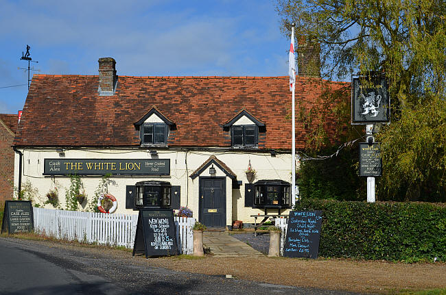 White Lion, Buckland - in 2012