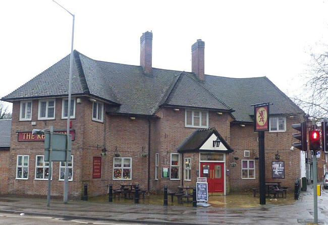 Red Lion Inn, Red Lion Street, Chesham - in January 2014