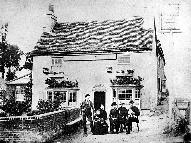 Pineapple, West Wycombe Road, High Wycombe - circa 1870