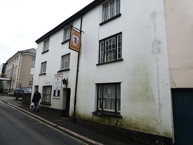 Red Lion, 56 East Street, Ashburton - in 2013