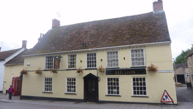 Red Lion, High Street, Gillingham - in August 2010
