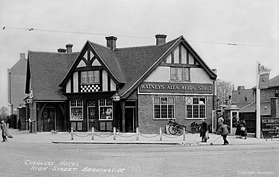 Chequers, Barkingside - a Watneys Mann Pub