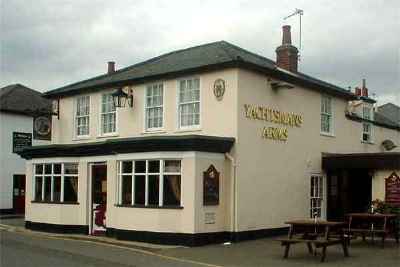 Yachtsman's Arms, Waterside, Brightlingsea on the 8th April 2001