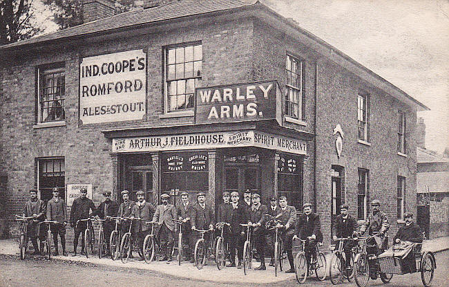 Warley Arms, Warley Road, Great Warley - Licensee Arthur J Fieldhouse in circa 1910