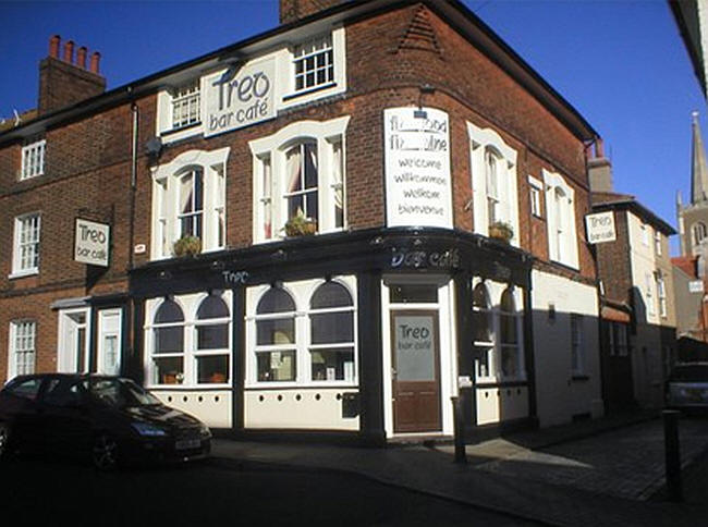 The Golden Lion, now the Treo Bar - in 2012