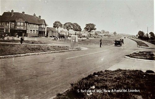 Fortune of War, Arterial road, Laindon. circa 1925