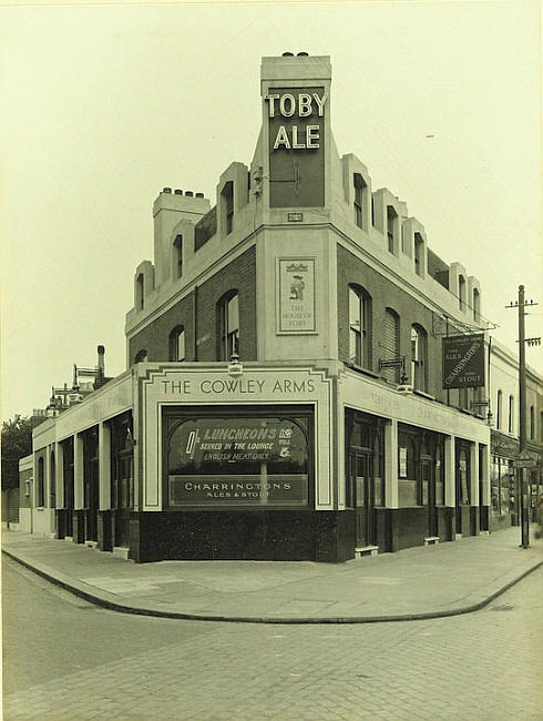 Cowley Arms, Harrow Green/High Road, Leytonstone - in 1936