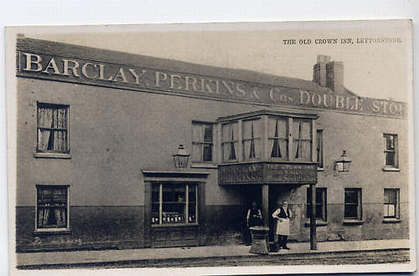 The Old Crown Inn, High Road, Leytonstone - circa 1920