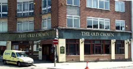 Old Crown, Loughton - 22nd April 2003