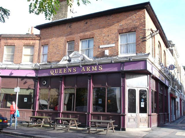 Queens Arms, 42 Orford Road, E17 - in November 2006
