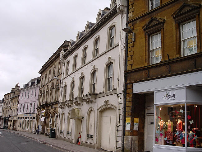 Kings Head, Market Place, Cirencester - in 2013
