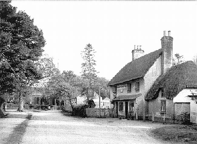 Three Tuns, Bransgore - an earlier picture