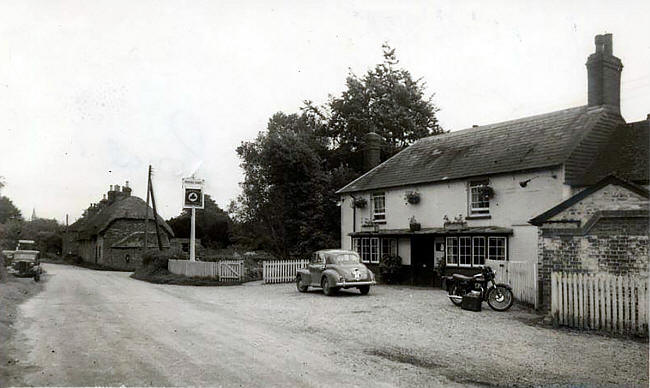 Royal Oak, Ecchinswell, Hampshire - in 1952