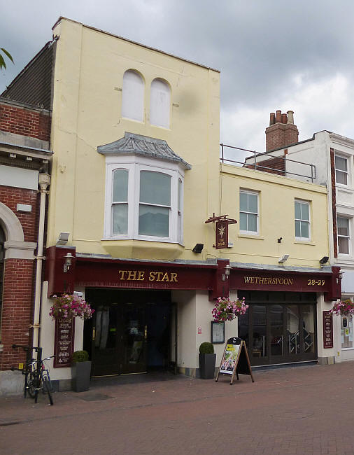 The Star, 28-29 High street, Gosport - a modern Weatherspoons pub of the same name