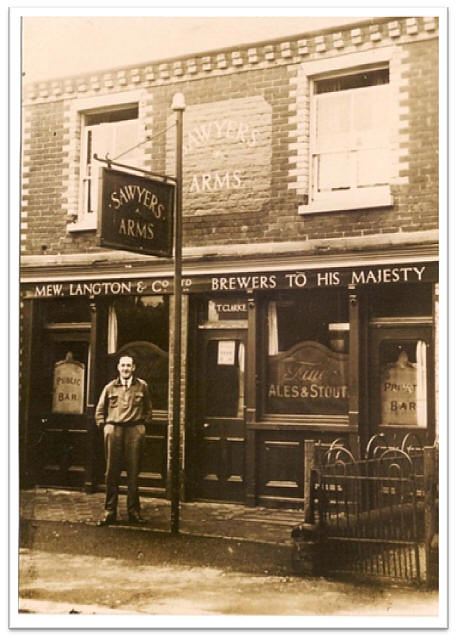 Sawyers Arms, 4 Nelson Road, Freemantle, Southampton - Wm T Clarke circa 1931