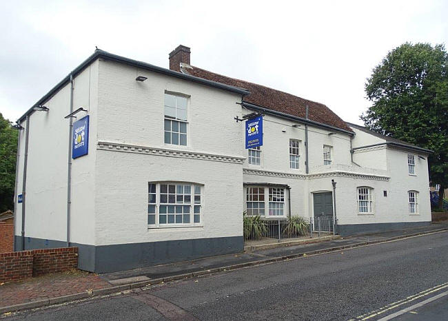 Ship Inn, 5 Wales Street, Winchester, Hampshire - in September 2016