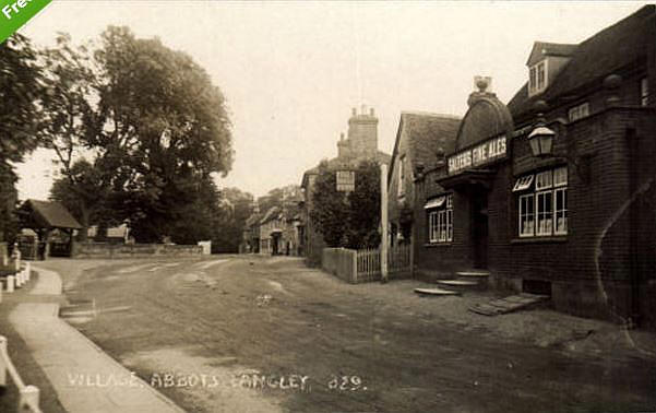 Kings Head, 35 High Street, Abbots Langley, Hertfordshire - circa 1917