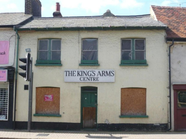 Kings Arms, 82 South Street - in September 2008