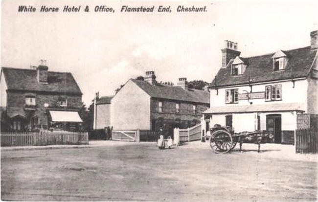 White Horse Hotel & Office, Flamstead End, Cheshunt - circa 1900
