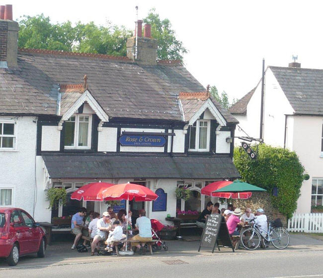 Rose & Crown, the Common, Chorleywood - in May 2009