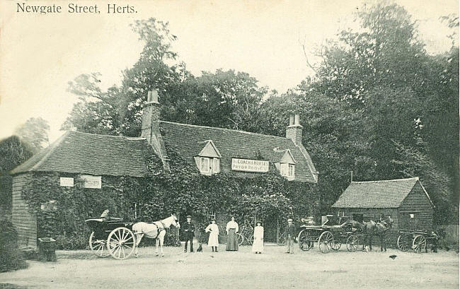Coach & Horses, Newgate Street, Hatfield, Hertfordshire - circa 1905