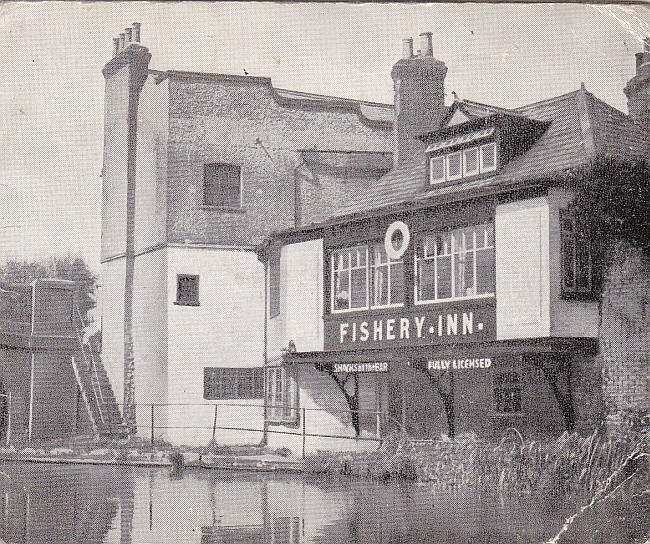 Fishery Inn, Boxmoor, Hertfordshire - in 1958