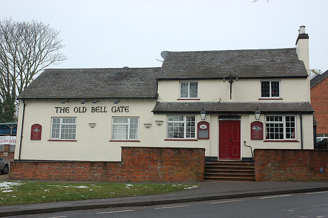 Old Bell gate, 4 Redbourn Road, Hemel Hempstead - in 2012 