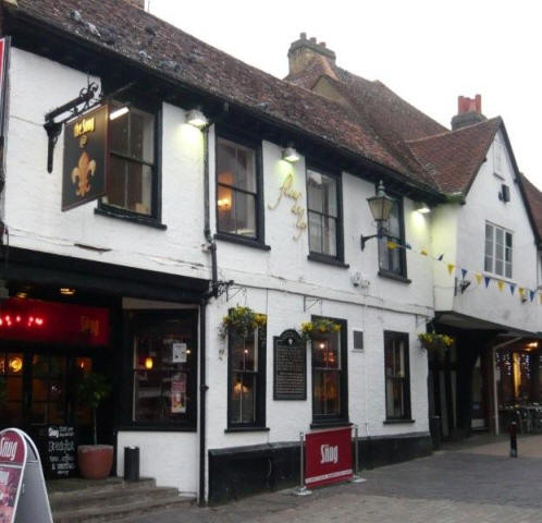 Fleur de Lys, 1 French Row, St Albans, Hertfordshire - in January 2009