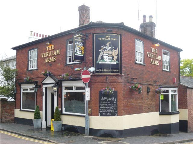 Verulam Arms, 41 Lower Dagnall Road, St Albans - in June 2008