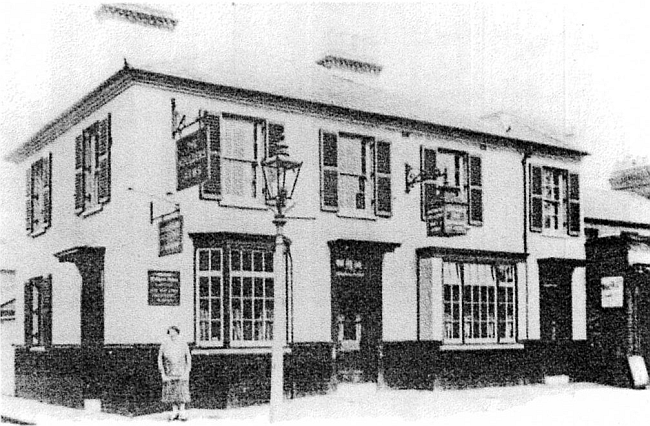 Moulders Arms, 127 Eleanor Cross Road, Waltham Cross 