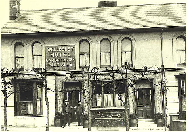 Wellesley Hotel, Somerset Road, Ashford - Licensee C Kent