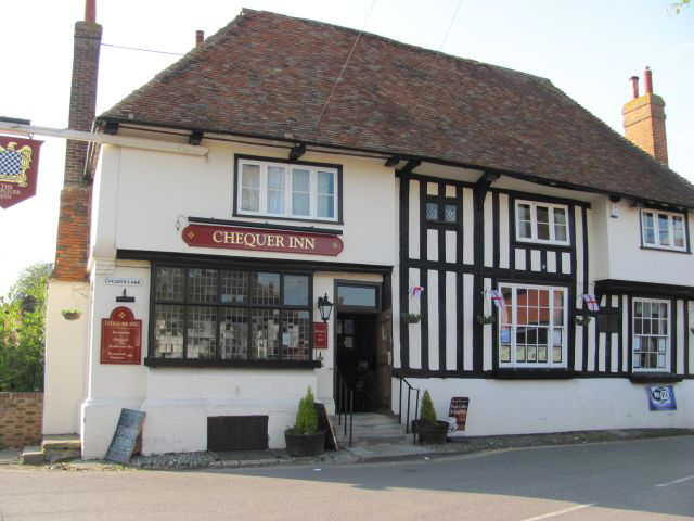 Chequers Inn, Chequers Lane, Ash - in 2011