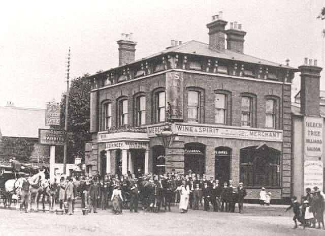Beech Tree Tavern, London Road - circa 1896