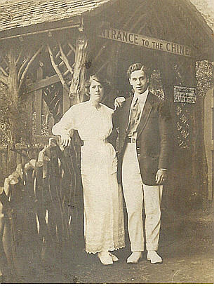 James Henry Graves and Amelia Nellie Graves - in 1915
