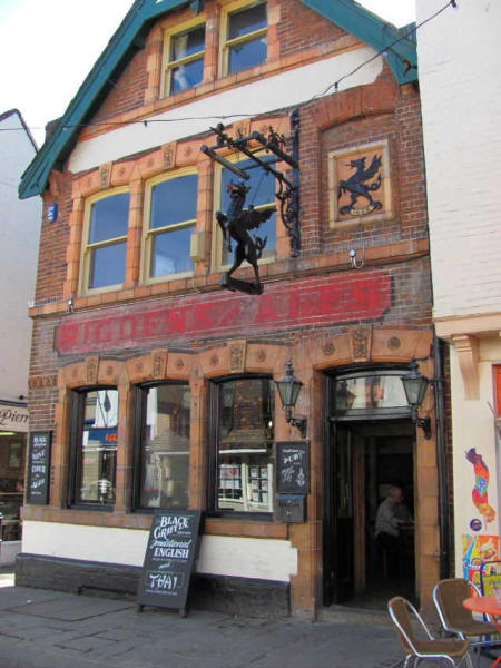 Griffin, 40 St Peters Street, Canterbury - in 2011