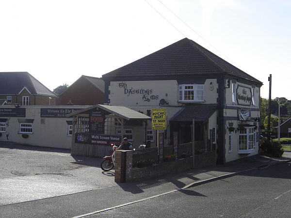 The Hastings Arms, Lower Rainham Road, Grange, Gillingham - in 2011