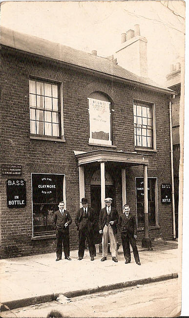 Albion Hotel, 7 Albion Road, Gravesend - circa 1931