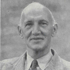 Mr Robinson, manager of the Saracens Head, Margate from 1941 to 1953