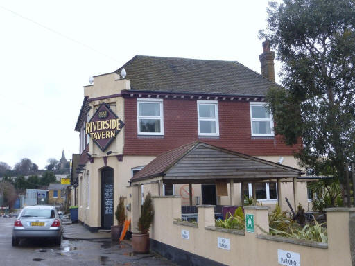 Railway Tavern, 8 Canal Road, Strood - in February 2010
