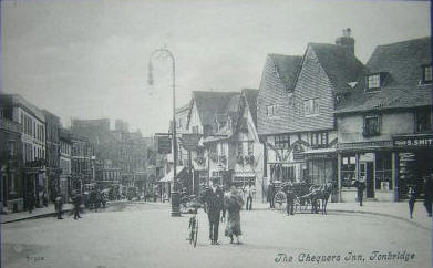 The Old Chequers in a 1905 street scene