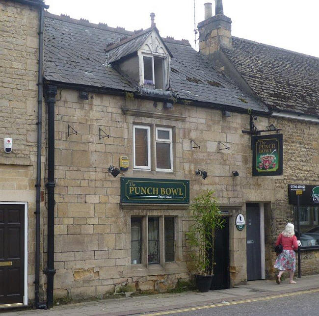 White Swan, 21 Scotgate, Stamford - in August 2014