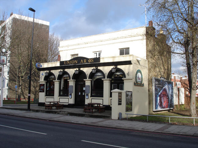 Union Arms, 109 Battersea Bridge Road SW11 - in February 2009